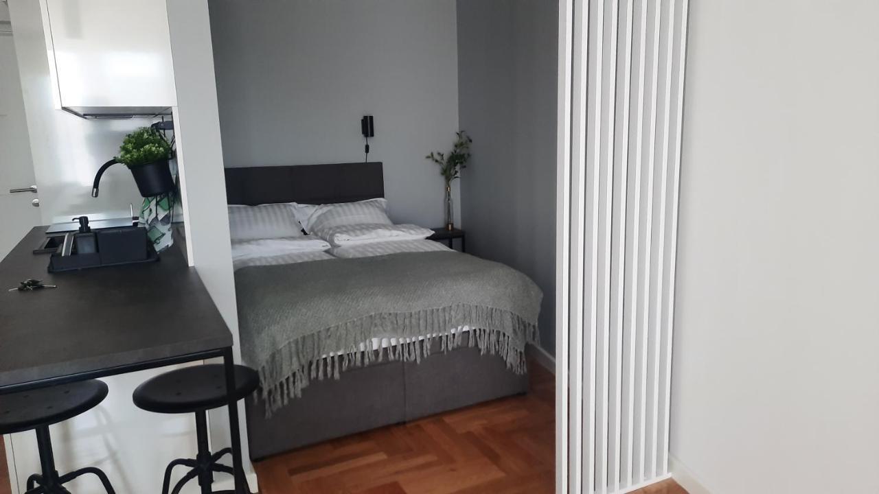 Nina Studio Apartment Bijeljina Exterior foto